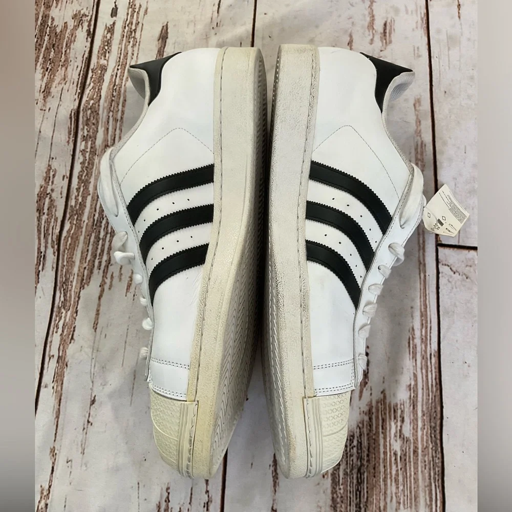 ADIDAS SIZE‎ 19 SUPERSTAR SHELL TOE SNEAKERS